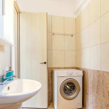 Veronika Apartments * חניוטי